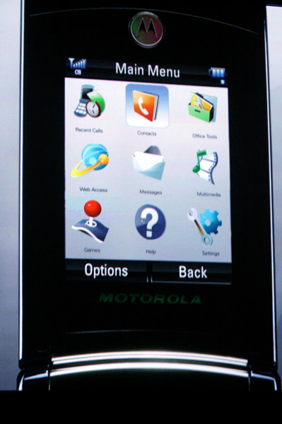 Illustration for article titled Motorola May 07 Mystery Phone Unveiling